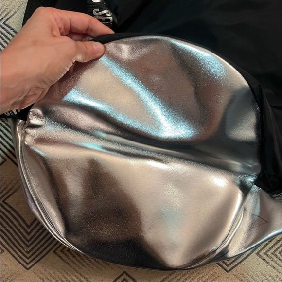 Victoria’s Secret Pink Hologram Bag Backpack - Picture 7 of 9